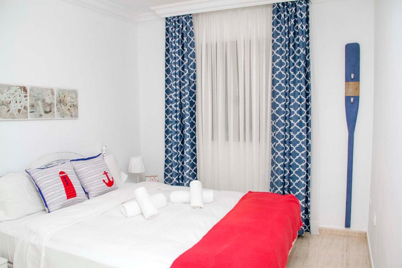 Navy Apartment, El Poris Arico Esterno foto